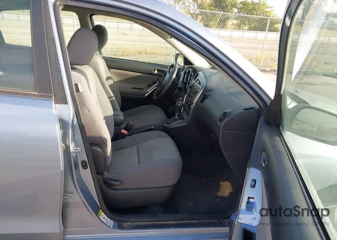 2008 Toyota Matrix Xr z USA, uszkodzony, nr VIN 2T1KR30E38C715903